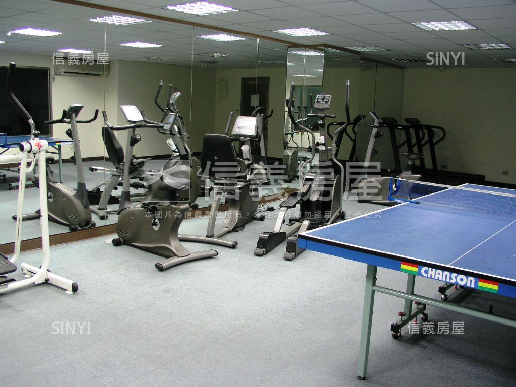 現代君址｜四房平面車位房屋室內格局與周邊環境