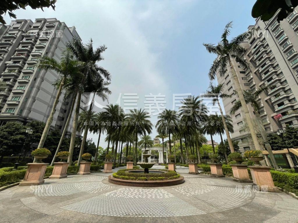 世界山莊高樓美景樓中樓房屋室內格局與周邊環境