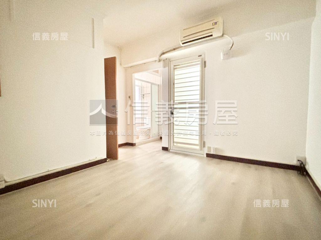 近捷運挑高兩房美邸房屋室內格局與周邊環境