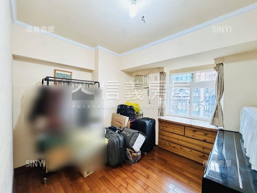 河畔優雅舒適河景３房房屋室內格局與周邊環境