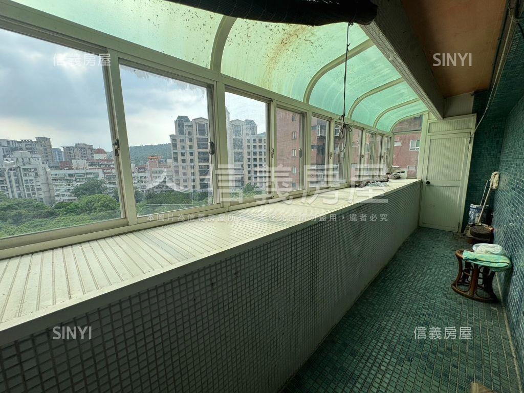 專任˙真善美麗景大車位房屋室內格局與周邊環境