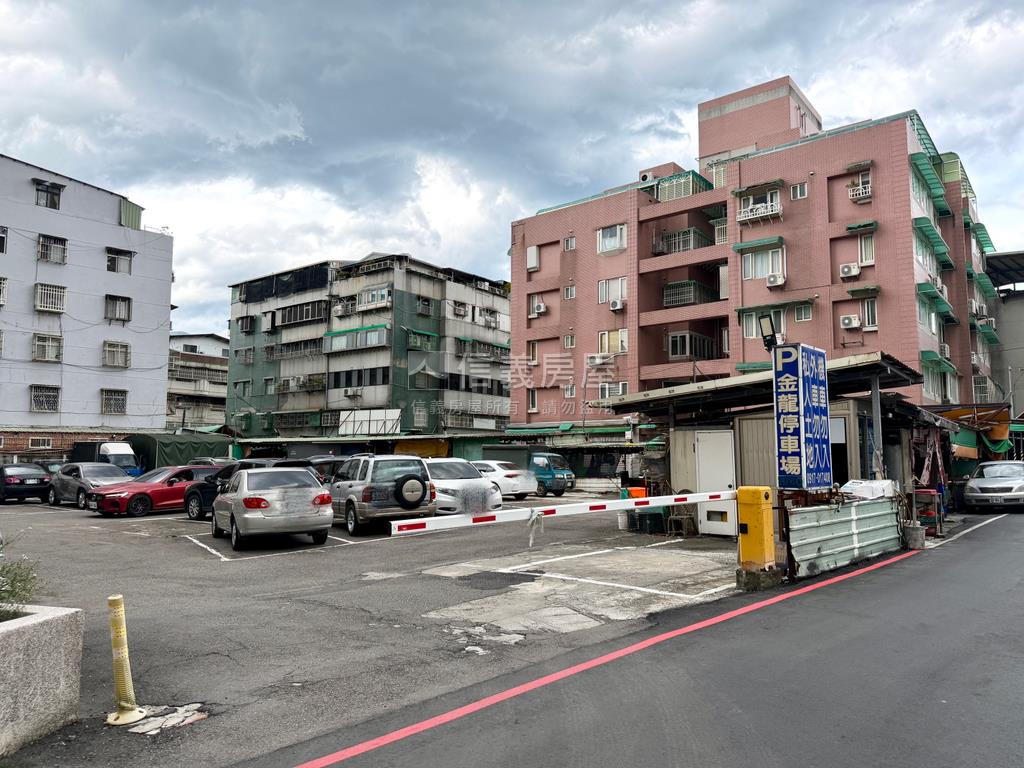 眺望山景愜意露台美屋房屋室內格局與周邊環境