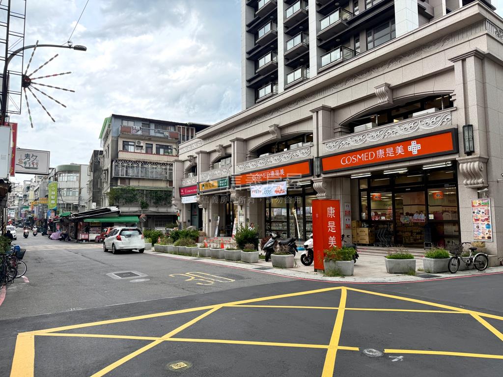 眺望山景愜意露台美屋房屋室內格局與周邊環境