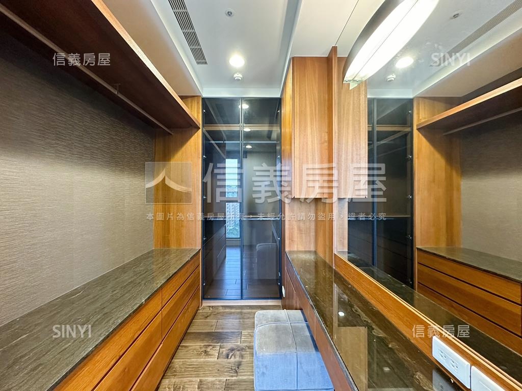 雄崗花園美術館四房三平車房屋室內格局與周邊環境