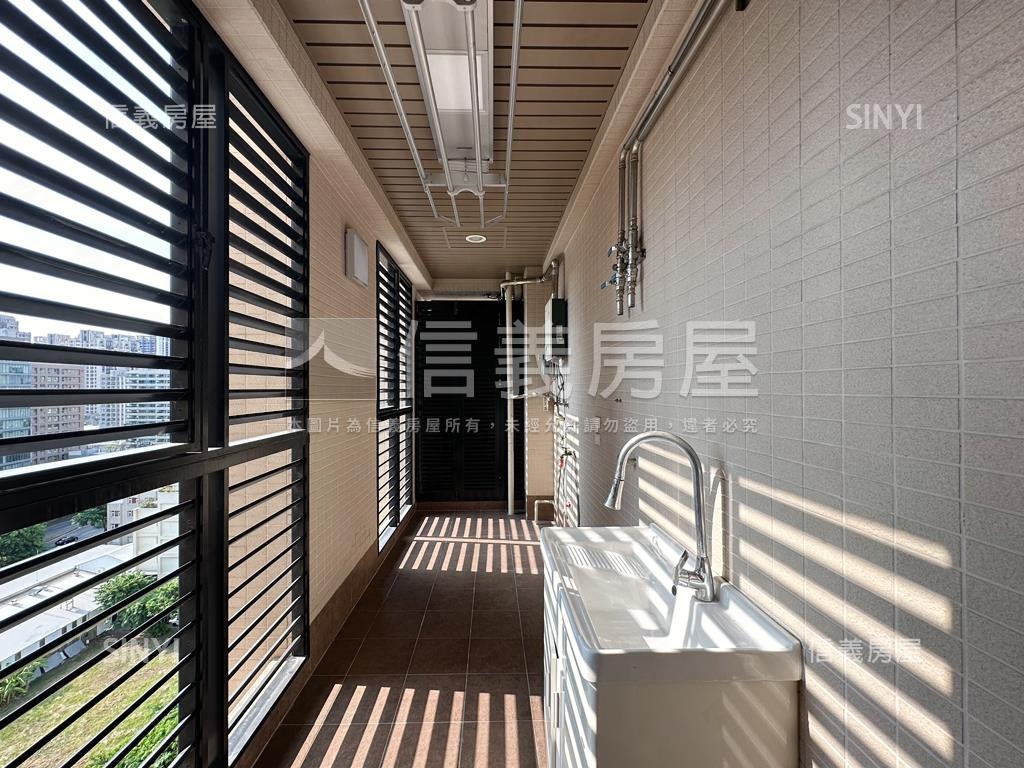 雄崗花園美術館四房三平車房屋室內格局與周邊環境