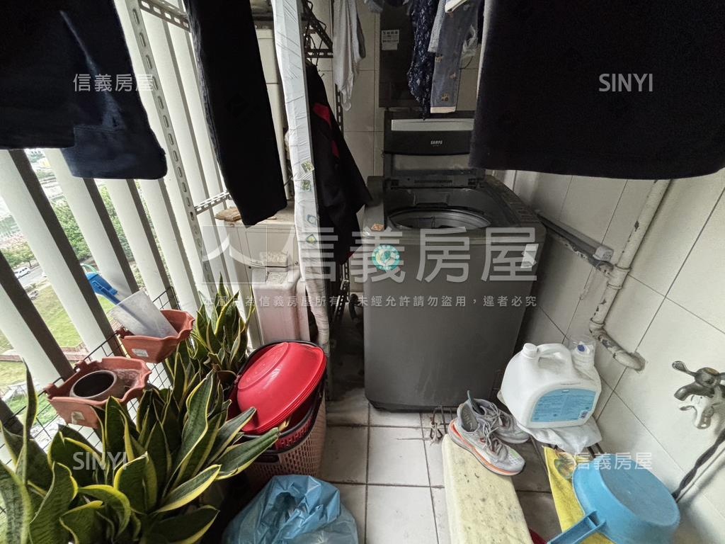 大河苑河景四房平車房屋室內格局與周邊環境