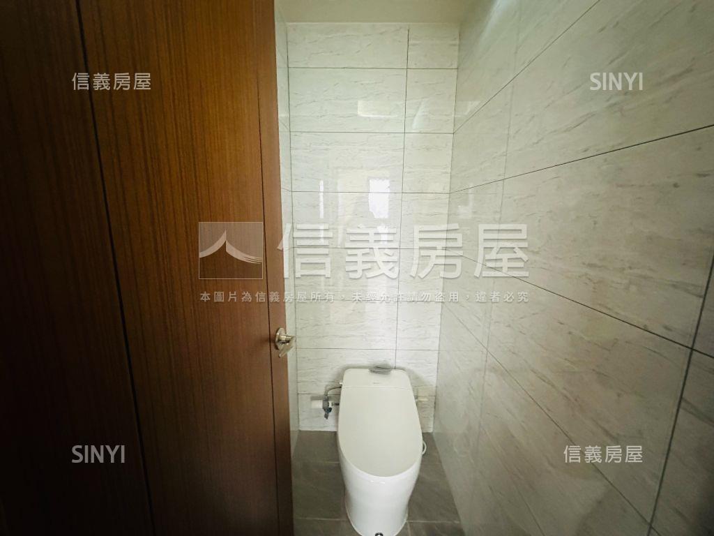 Ａ２０綻兩房車位房屋室內格局與周邊環境