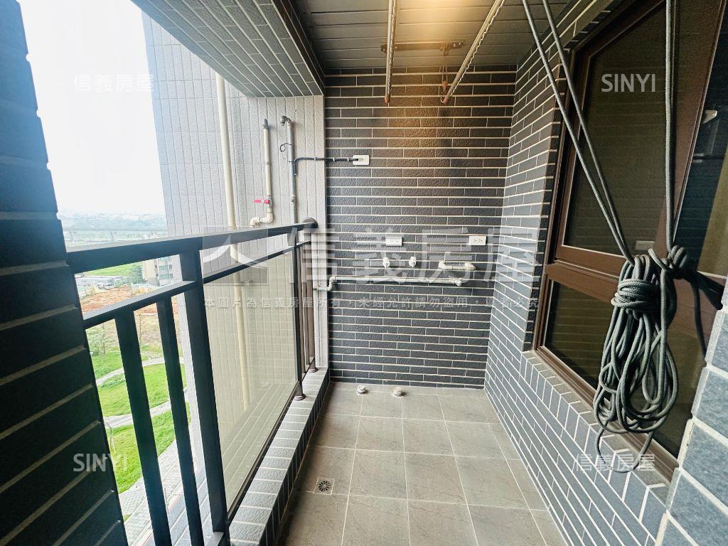 Ａ２０綻兩房車位房屋室內格局與周邊環境