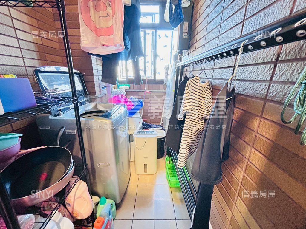 星晴天兩房河景平面車位房屋室內格局與周邊環境