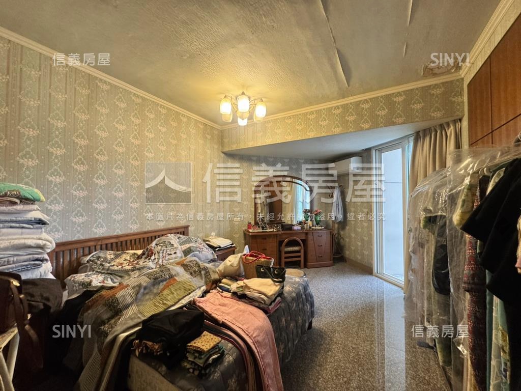 【國泰榮星】精緻兩房華廈房屋室內格局與周邊環境