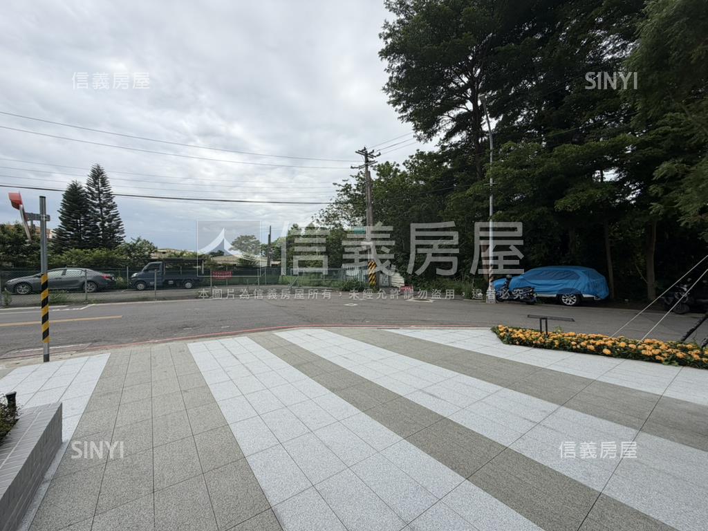 近未來Ｇ０４邊間燙金店面房屋室內格局與周邊環境