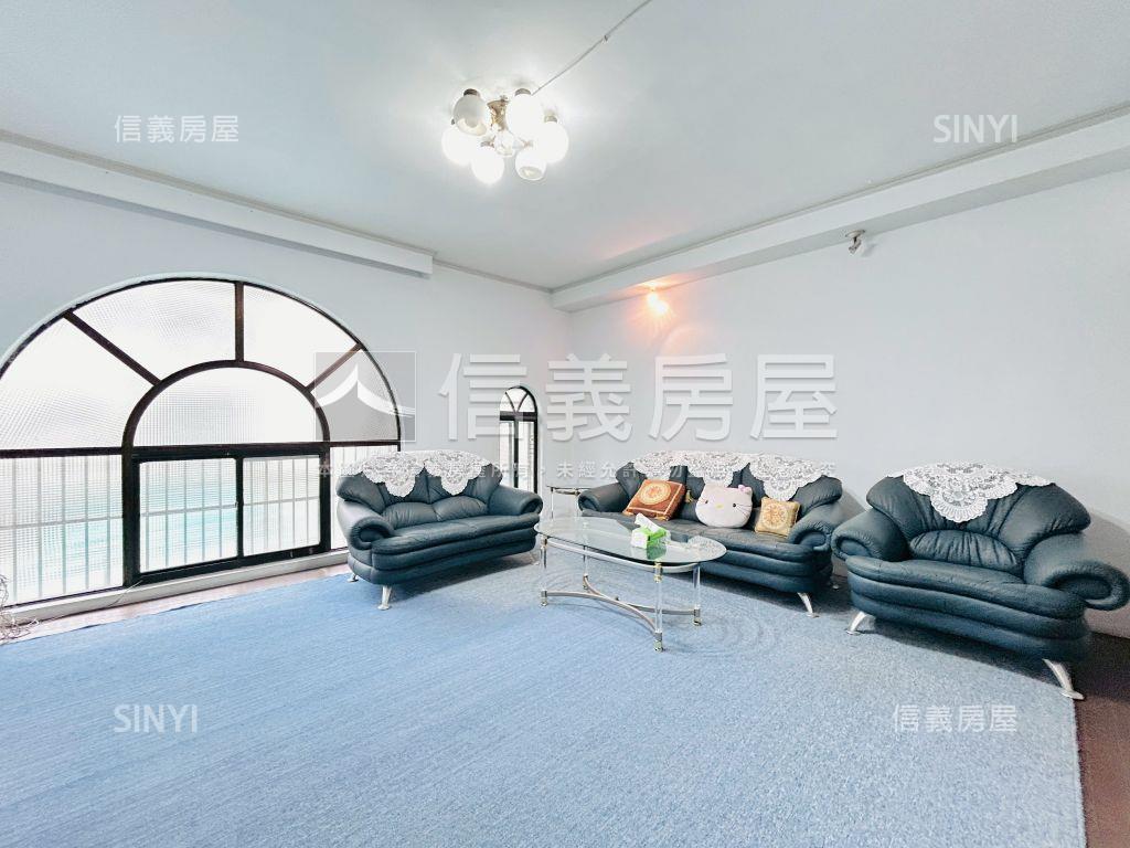 近中路重劃稀有釋出透天房屋室內格局與周邊環境