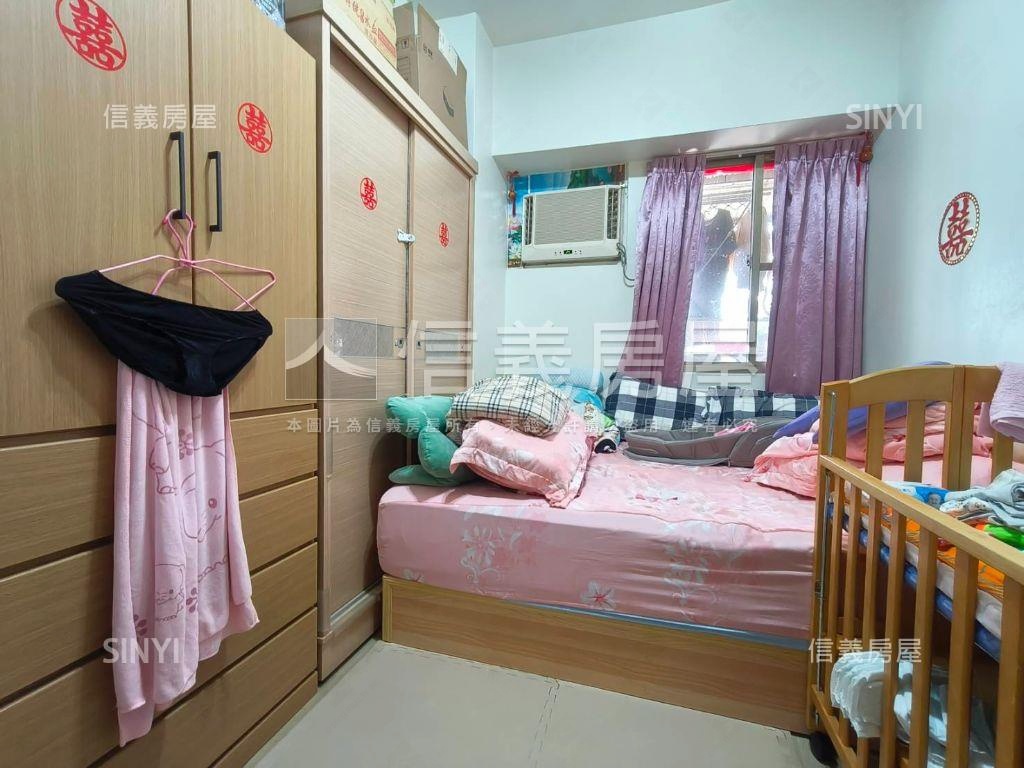 鳳山五甲機能好棒棒３房房屋室內格局與周邊環境