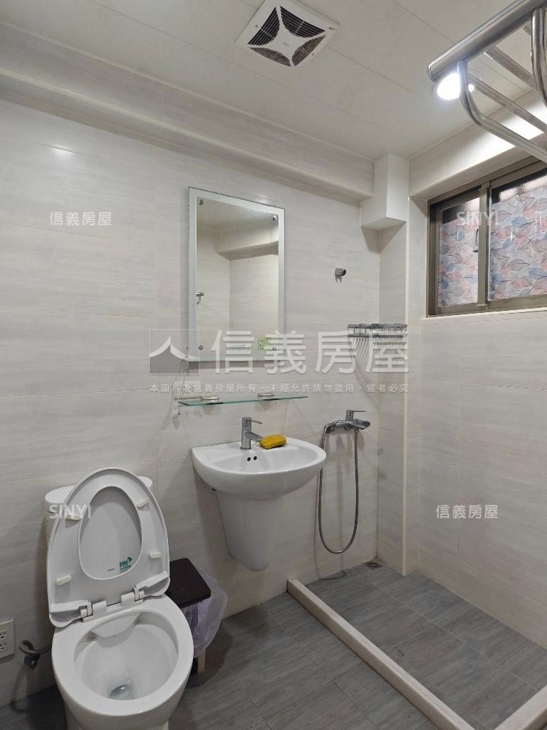 商三亮麗公寓房屋室內格局與周邊環境