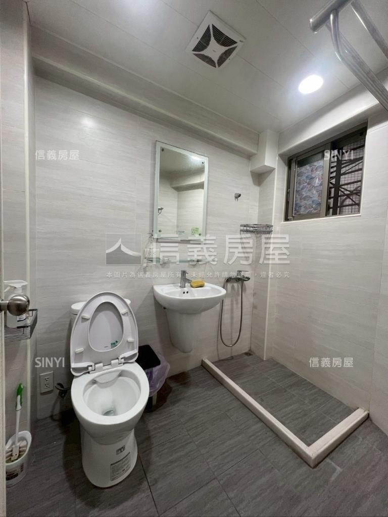 商三路邊公寓房屋室內格局與周邊環境