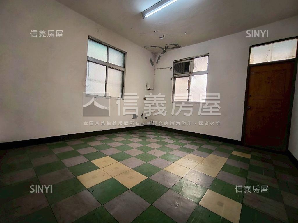 平鎮國高中靜巷四房透天房屋室內格局與周邊環境