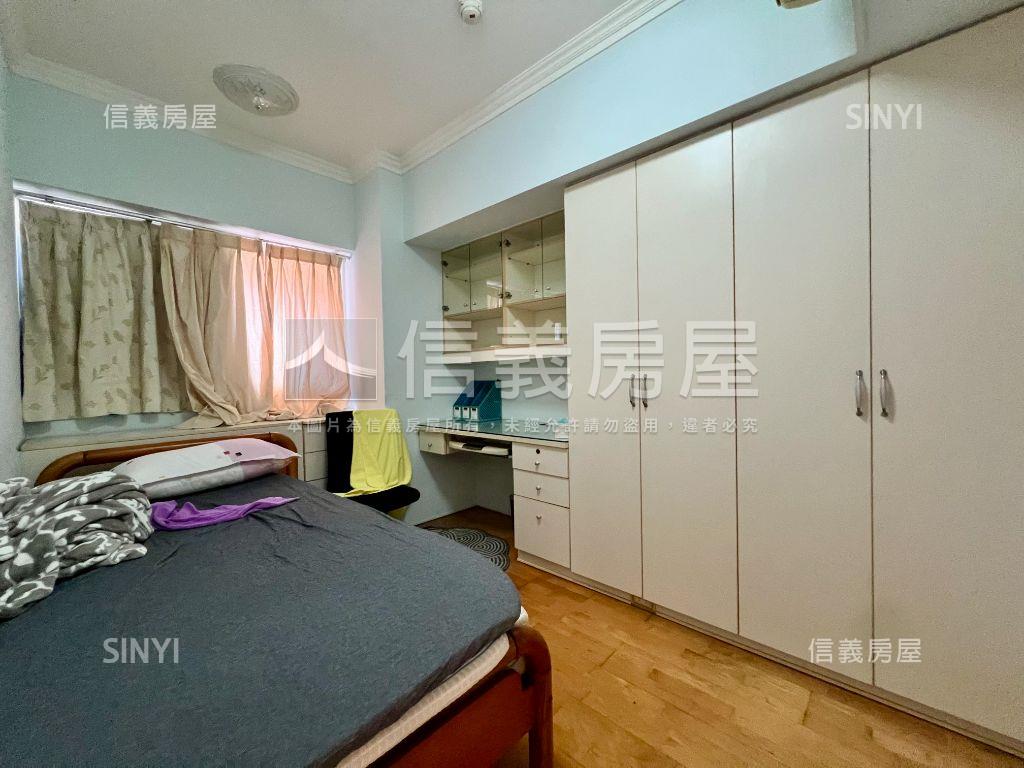 專任惠宇三房稀有車位房屋室內格局與周邊環境