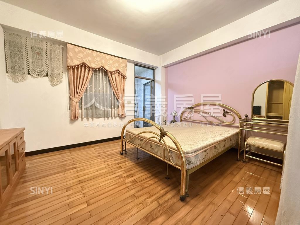 東區一樓一房一廳房屋室內格局與周邊環境