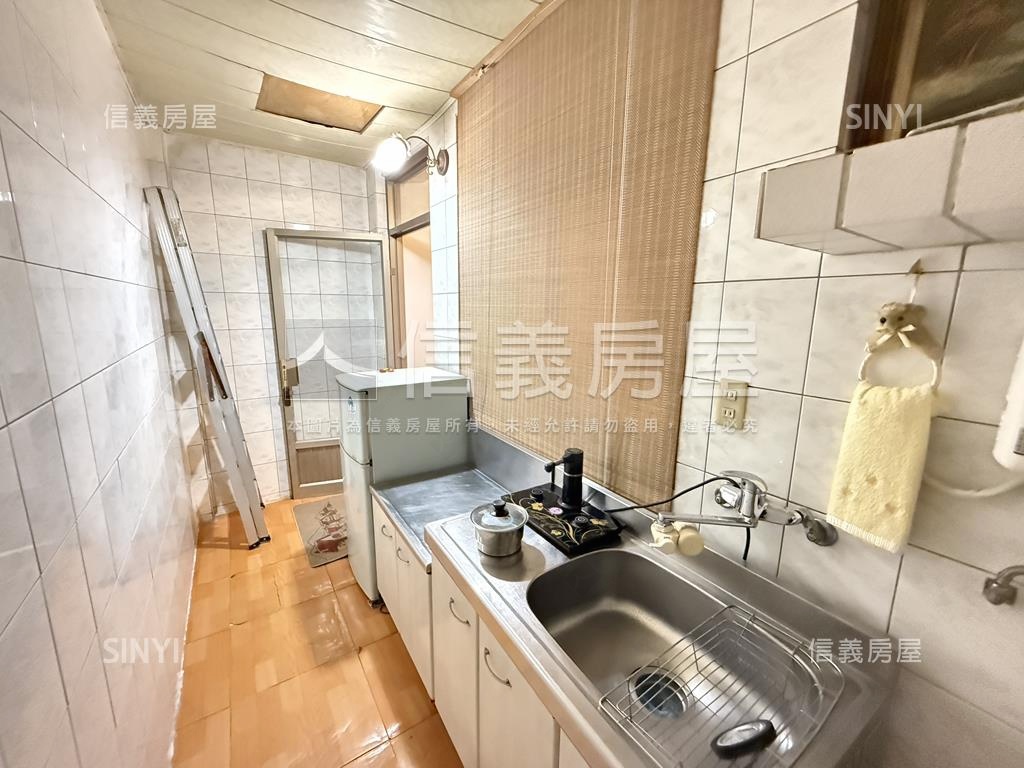 東區一樓一房一廳房屋室內格局與周邊環境