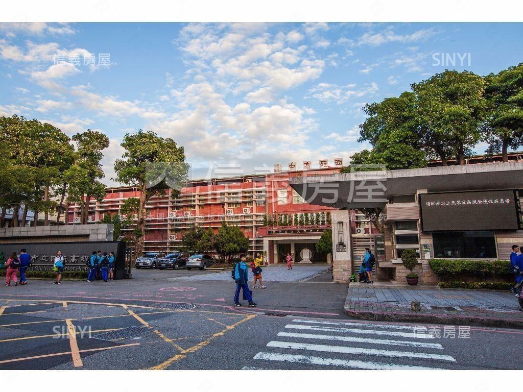 達麗Ｊ１２視野２房平車房屋室內格局與周邊環境