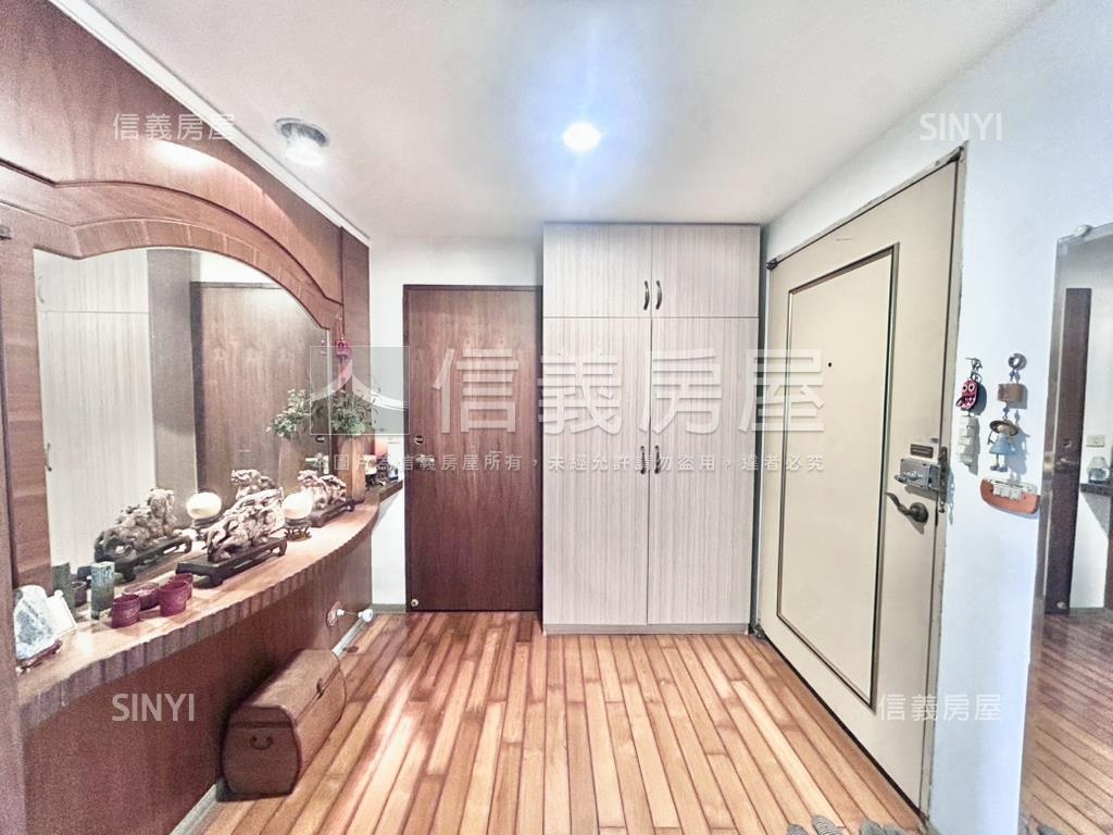 近捷運七期視野帝王戶房屋室內格局與周邊環境