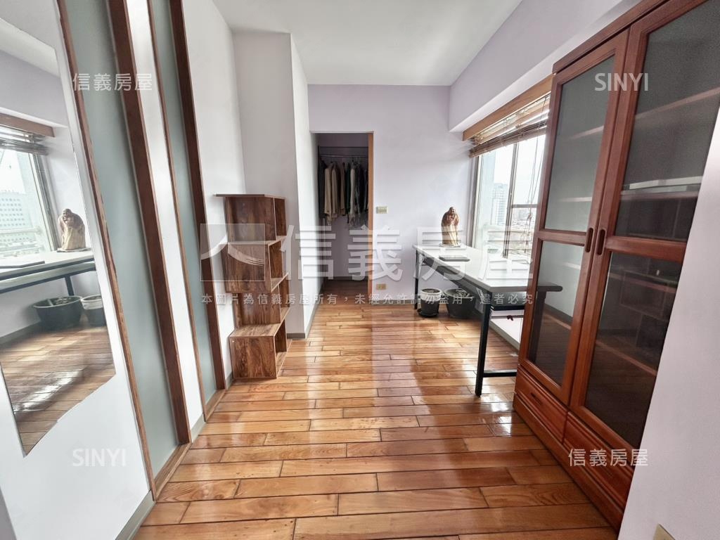 近捷運七期視野帝王戶房屋室內格局與周邊環境