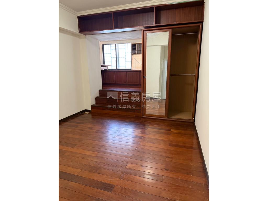 近清大南校惜售一樓房屋室內格局與周邊環境