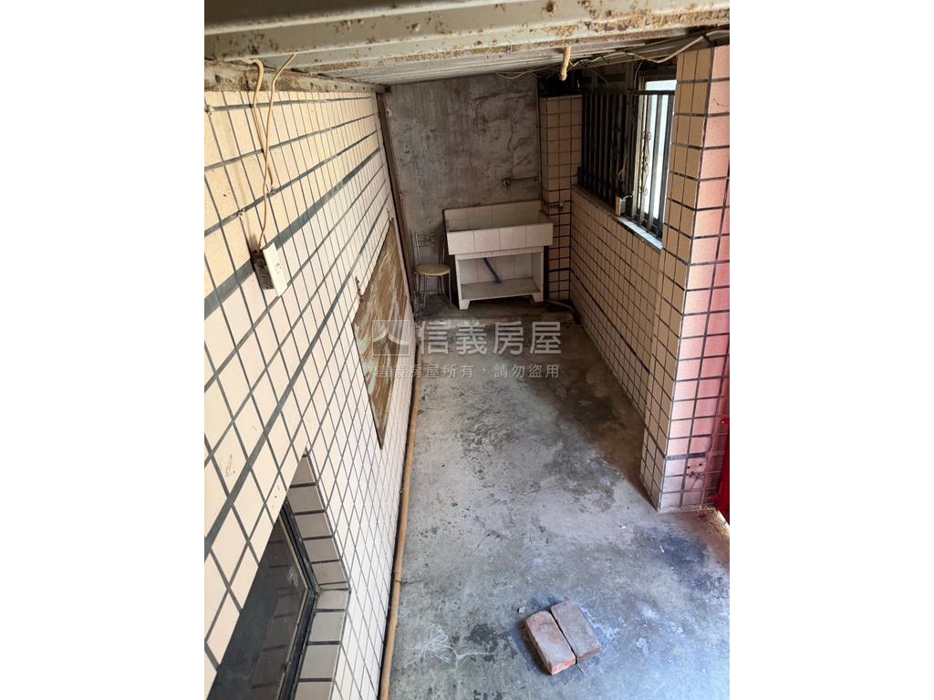 近清大南校惜售一樓房屋室內格局與周邊環境