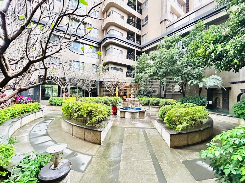 財政局標售—梵帝崗４９房屋室內格局與周邊環境