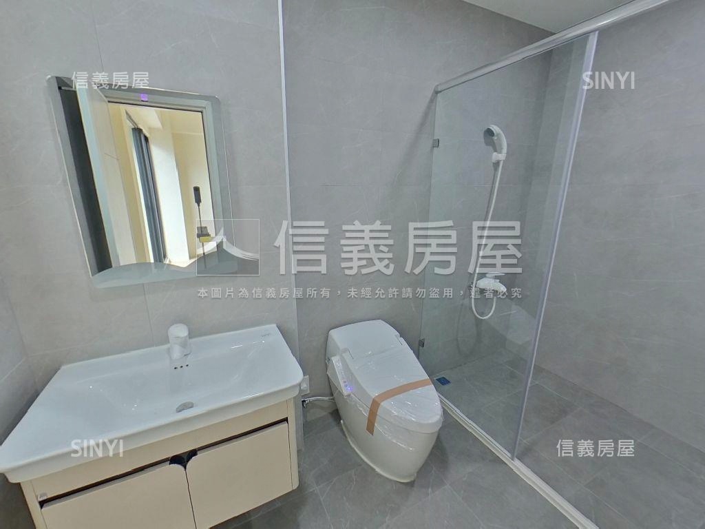 信義美崙美電梯別墅房屋室內格局與周邊環境