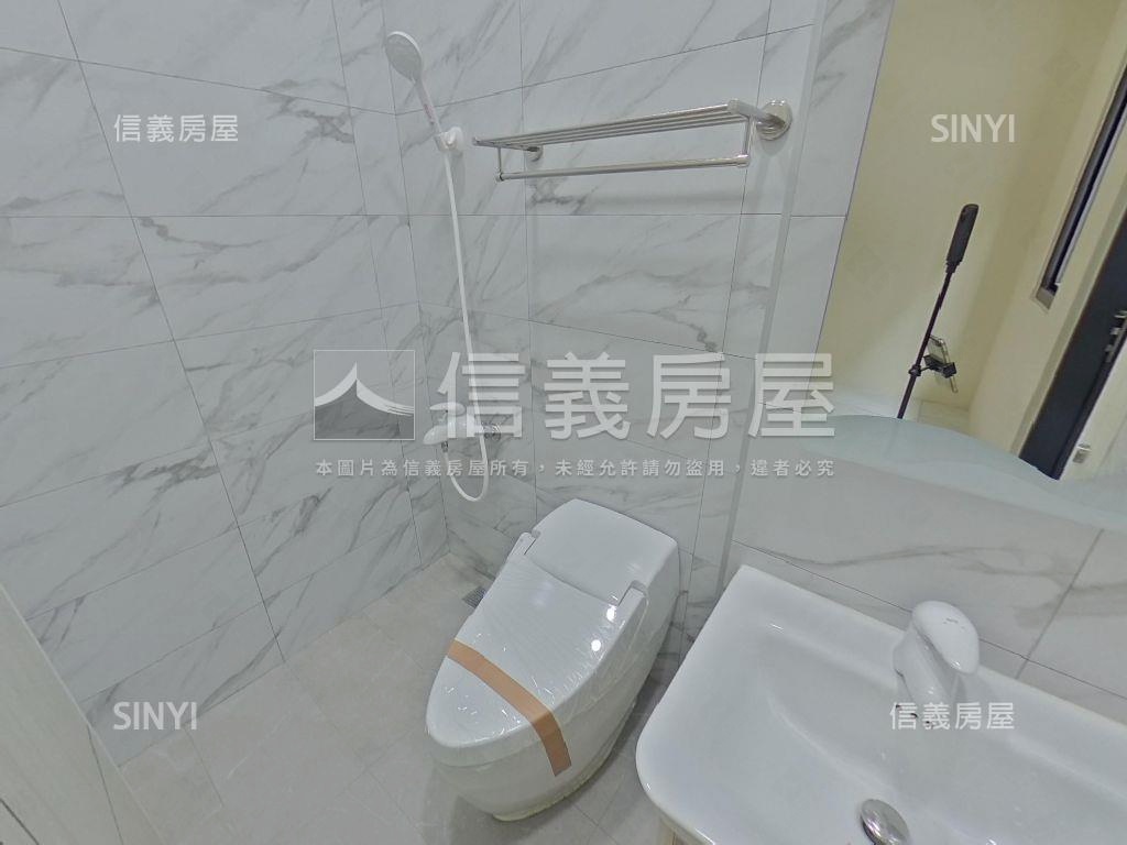 信義美崙美電梯別墅房屋室內格局與周邊環境