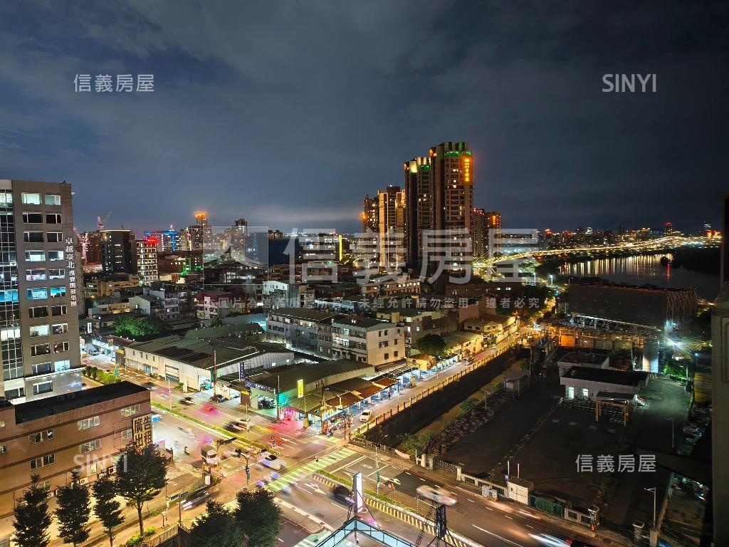 捷運高樓景觀邊間三房車位房屋室內格局與周邊環境