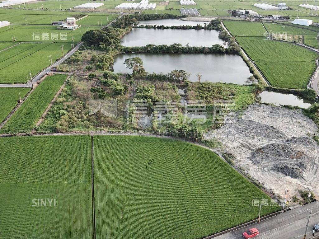 稀有土地９３９７．１４坪房屋室內格局與周邊環境