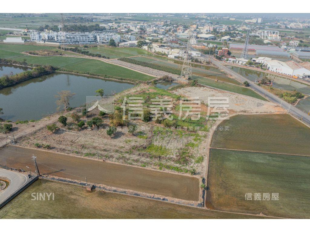 稀有土地９３９７．１４坪房屋室內格局與周邊環境