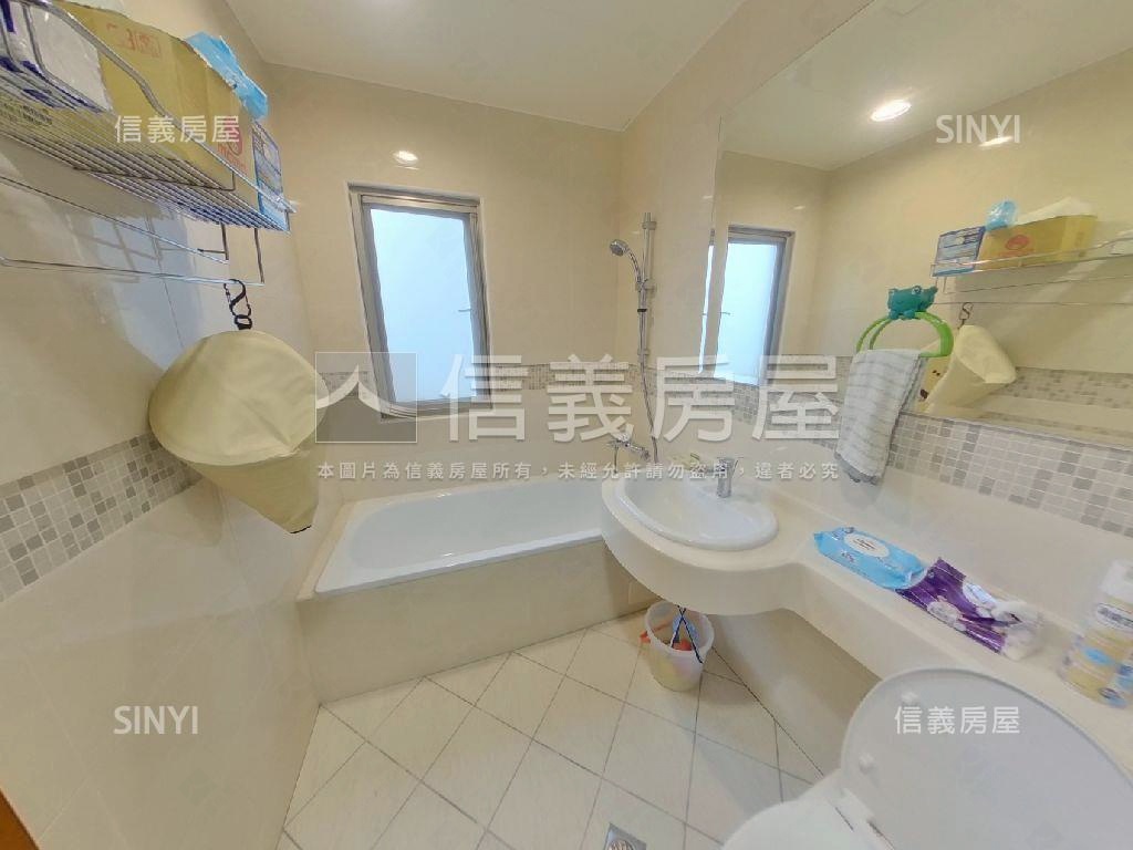 高鐵東興學區大三房平車房屋室內格局與周邊環境
