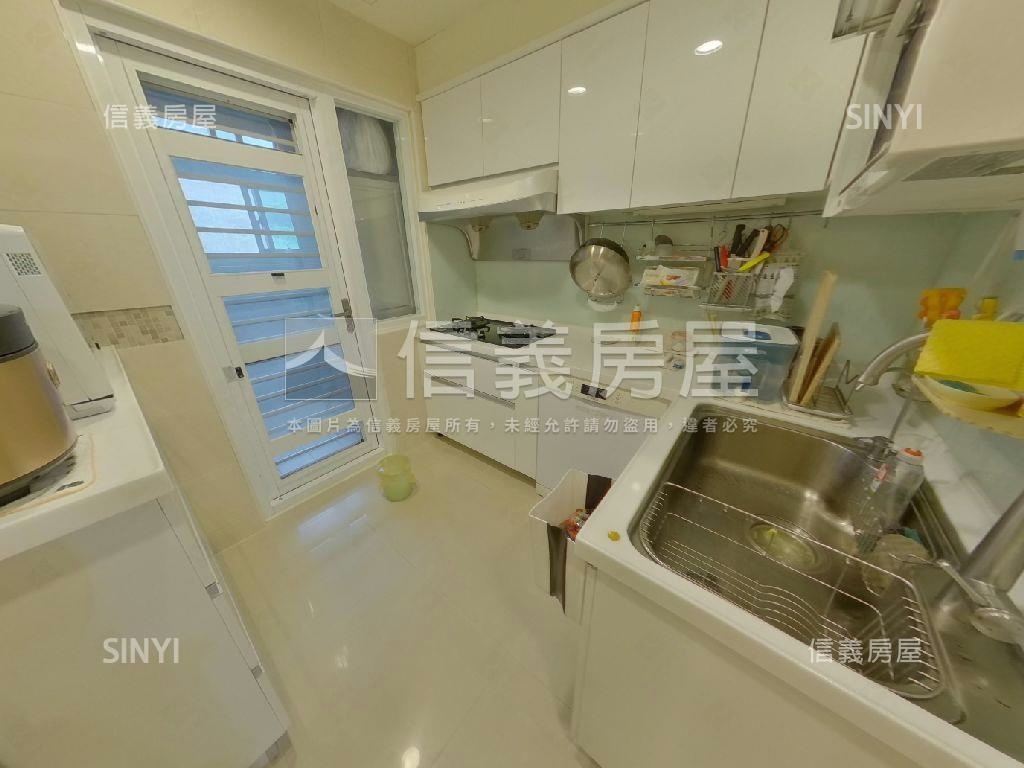 高鐵東興學區大三房平車房屋室內格局與周邊環境
