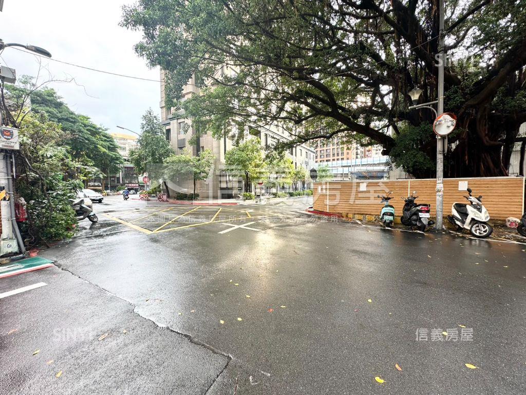中原街七喜坡平大車位房屋室內格局與周邊環境