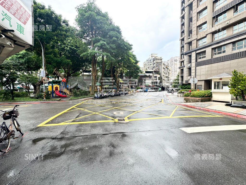 中原街七喜坡平大車位房屋室內格局與周邊環境