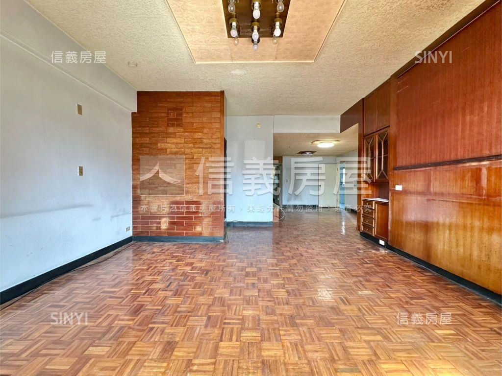 大安路靜巷朝南電梯四房房屋室內格局與周邊環境