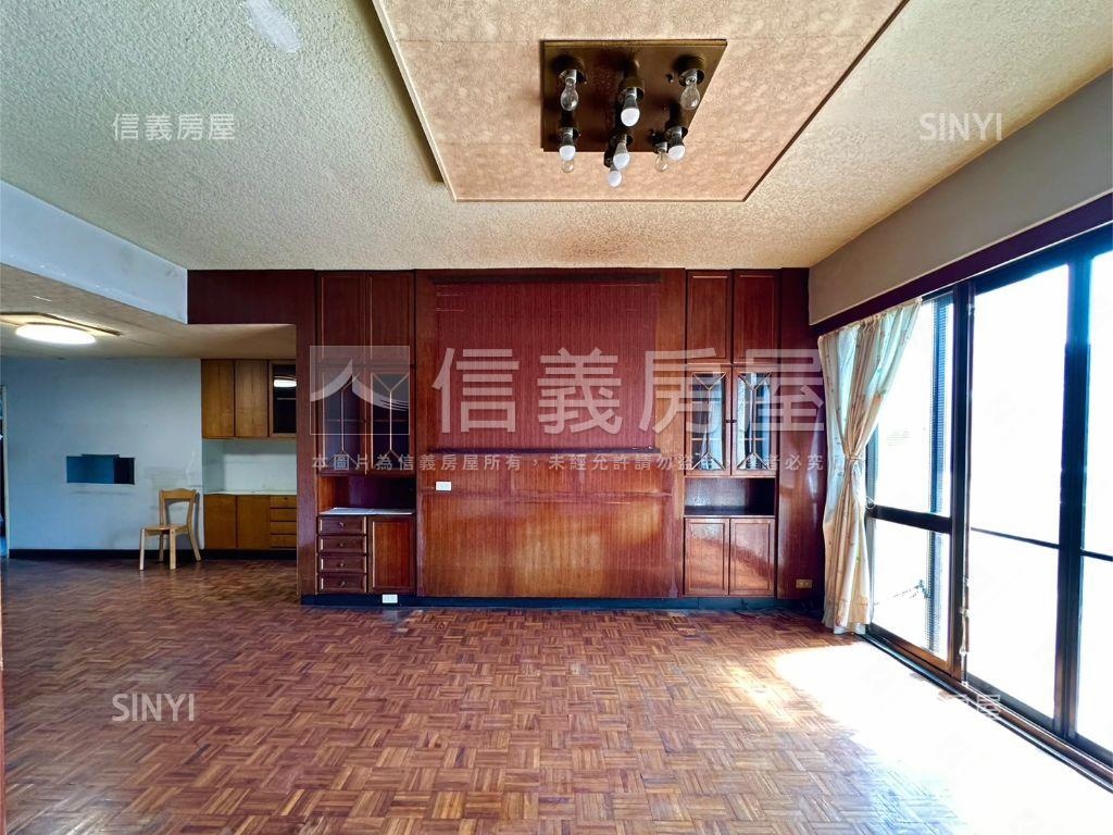 大安路靜巷朝南電梯四房房屋室內格局與周邊環境