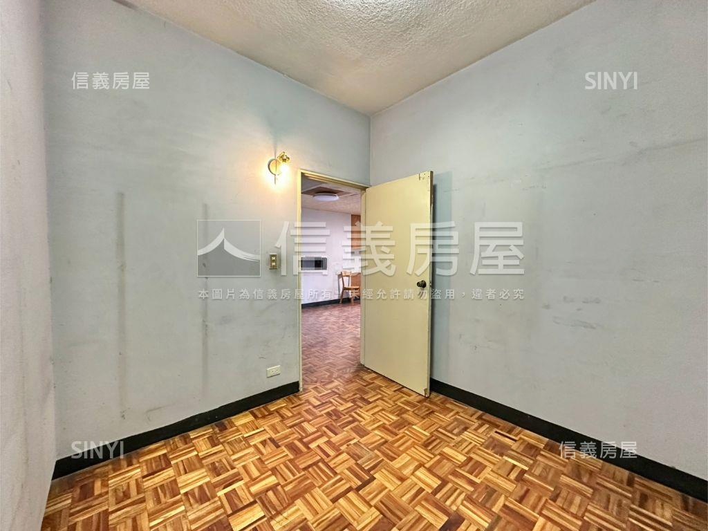 大安路靜巷朝南電梯四房房屋室內格局與周邊環境