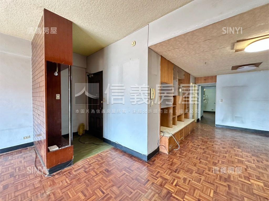 大安路靜巷朝南電梯四房房屋室內格局與周邊環境