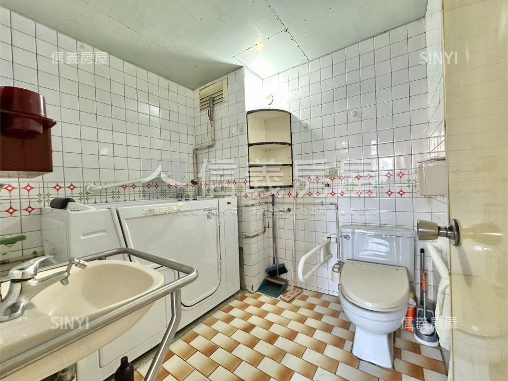 大安路靜巷朝南電梯四房房屋室內格局與周邊環境