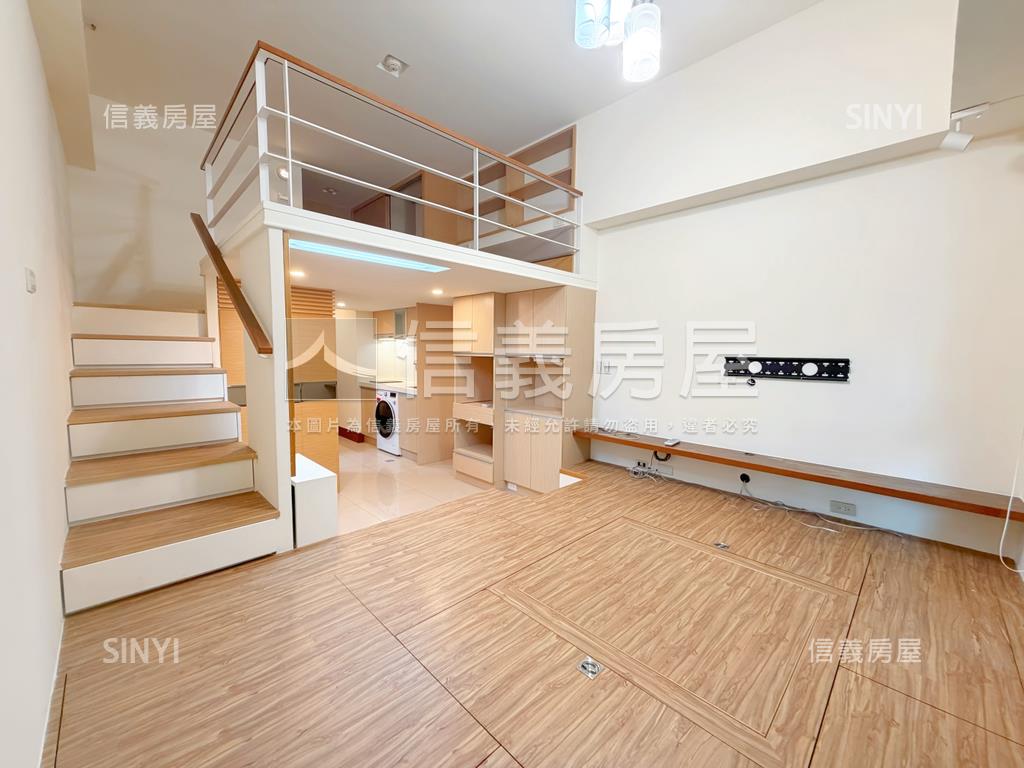 新巨蛋★收納滿分美屋房屋室內格局與周邊環境