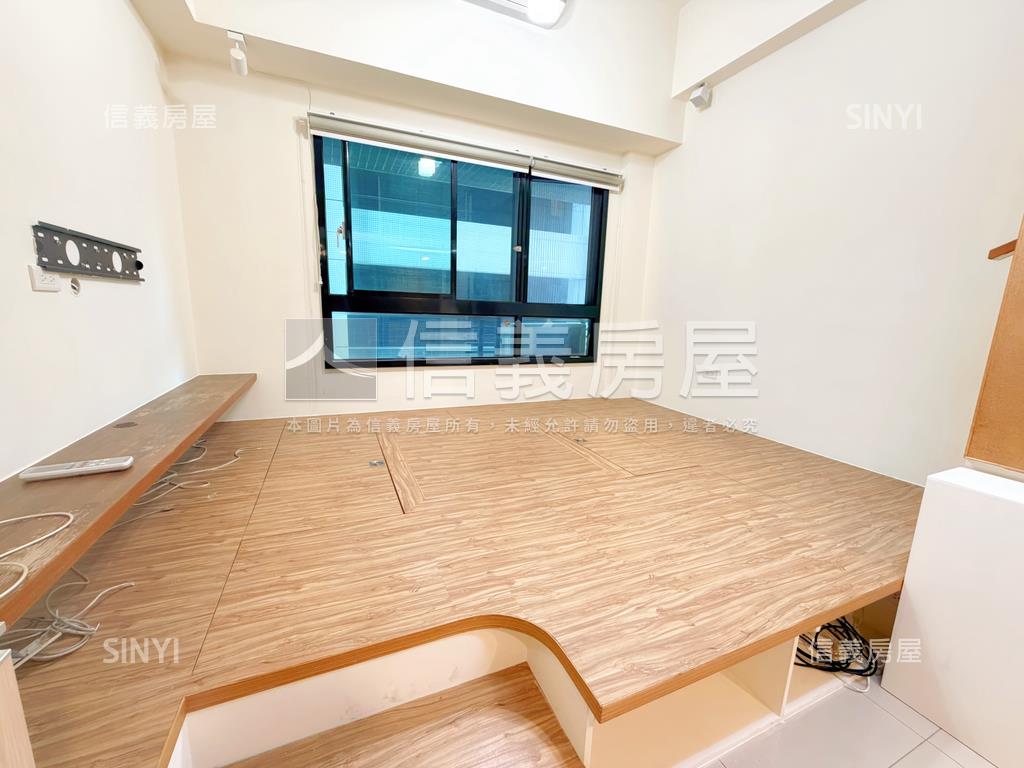 新巨蛋★收納滿分美屋房屋室內格局與周邊環境