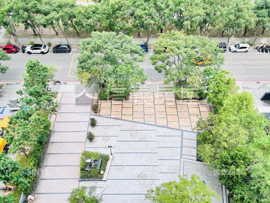 站前廣場２房雙衛浴雙車位房屋室內格局與周邊環境