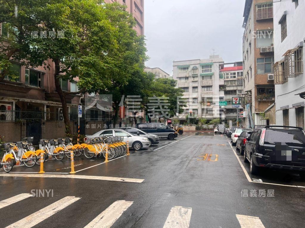 景華典雅時尚一樓房屋室內格局與周邊環境