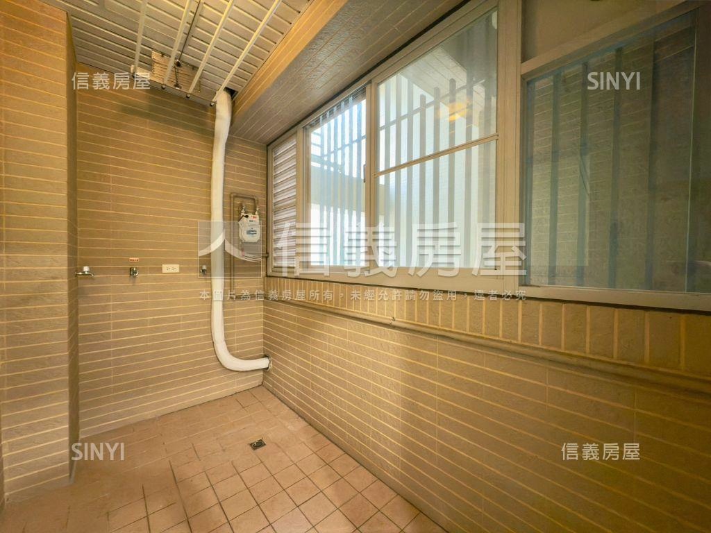 尚海河景精美４房房屋室內格局與周邊環境