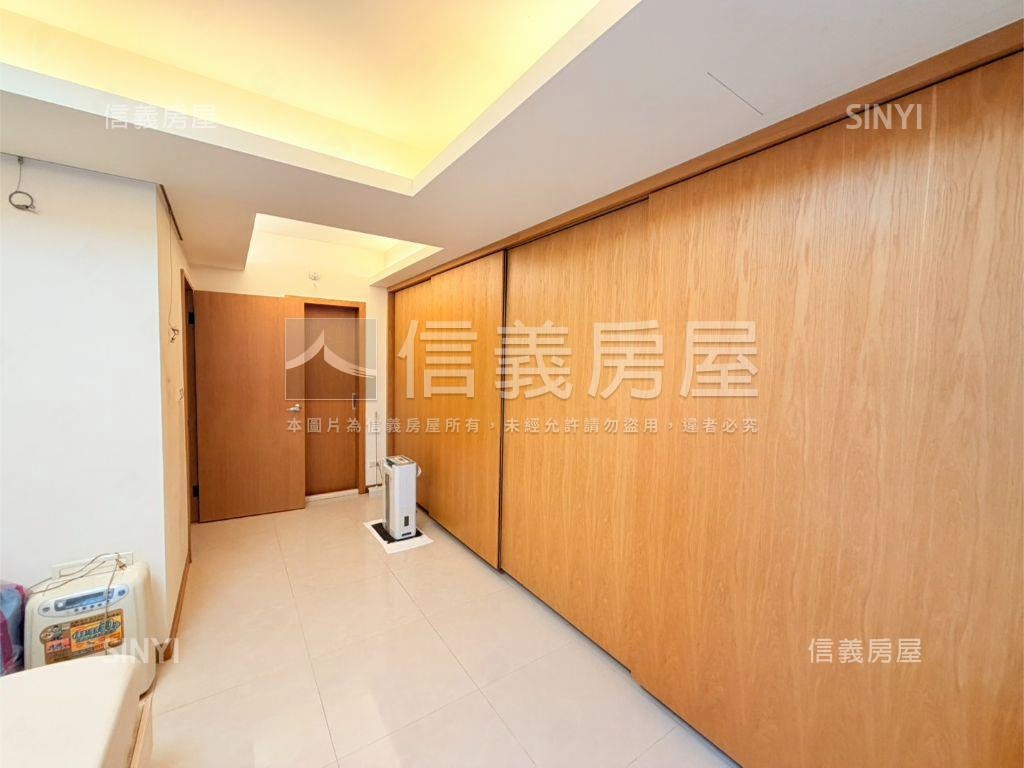 莊子．雅致雙車位別墅房屋室內格局與周邊環境