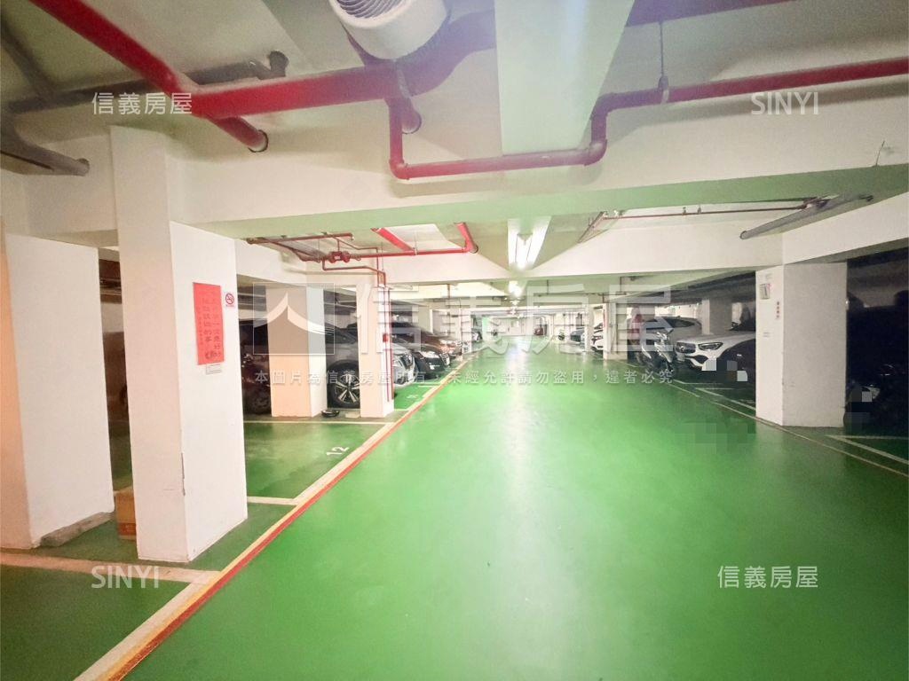 莊子．雅致雙車位別墅房屋室內格局與周邊環境